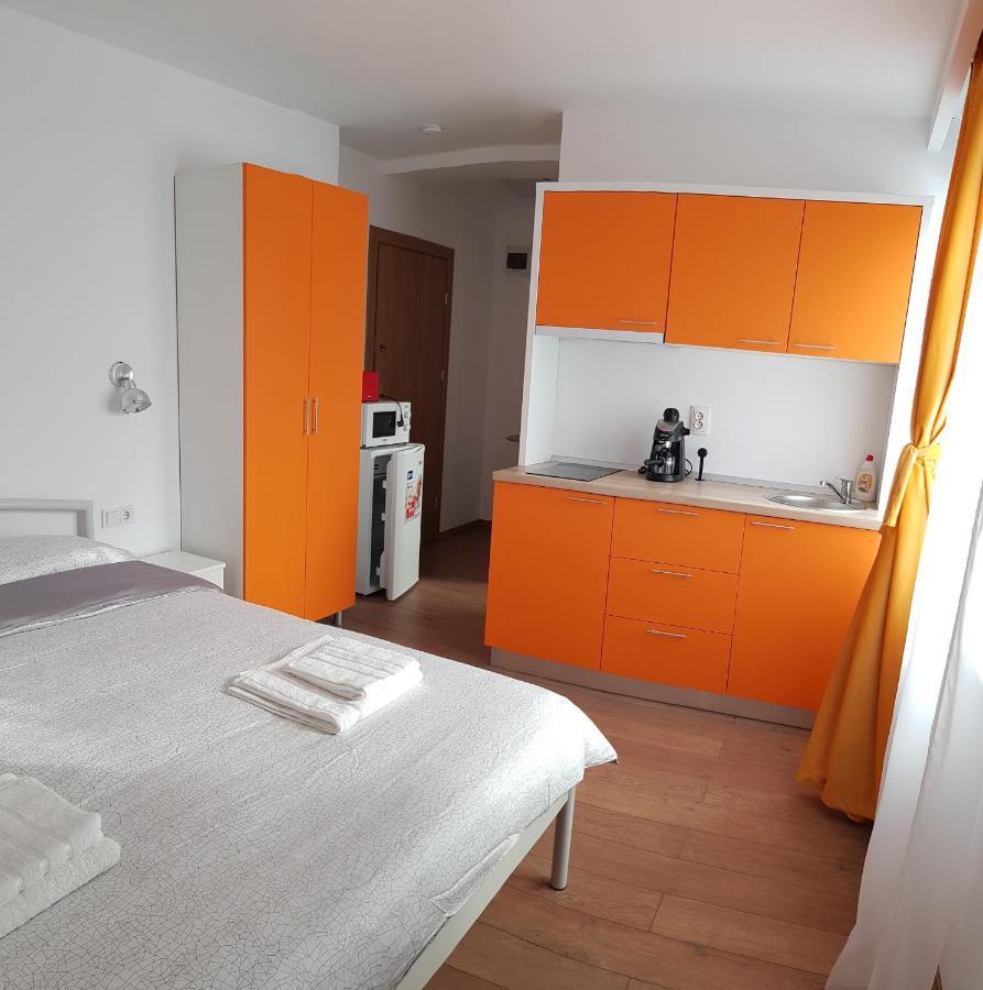 Apartment 4 Budiu